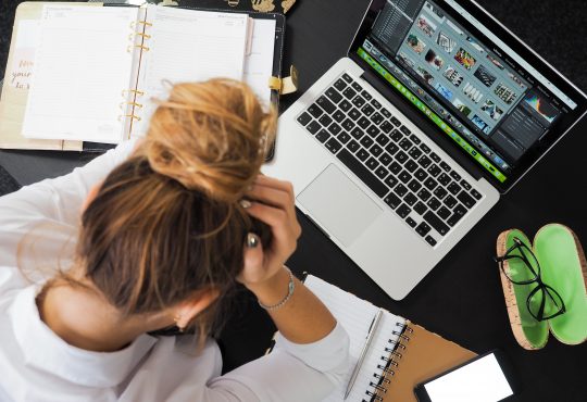 Pénurie de main-d’œuvre Plus simple et plus rapide de trouver un emploi?  Qu’en est-il du soutien à la personne et à l’employeur?