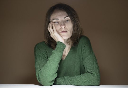 Mon travail n’est pas ennuyant, mais je m’ennuie au travail