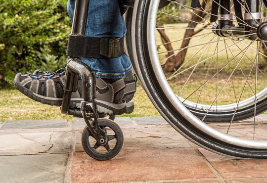 Personnes handicapées sur le marché du travail : 5 articles ou études