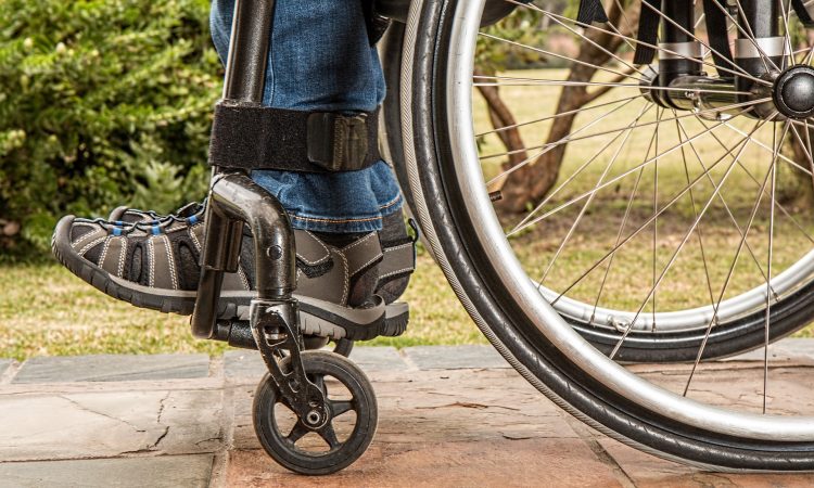 Personnes handicapées sur le marché du travail : 5 articles ou études