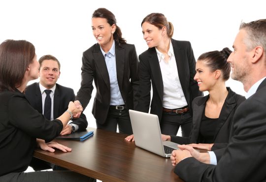 Comment Maslow a inspiré nos parcours d’accueil et d’intégration