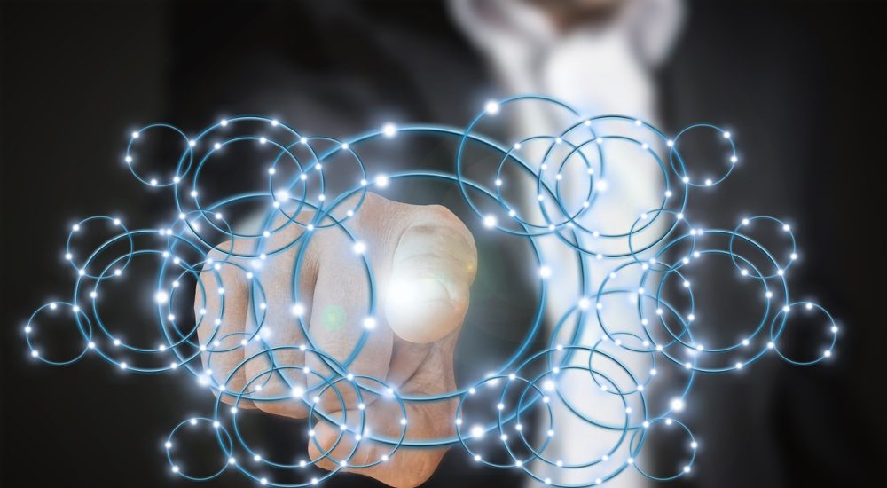 Depuis novembre 2022, où ChatGPT a fait son entrée sur le web gratuitement (Wikipédia, 2025), plusieurs innovations ont été rendues publiques pour la population de manière générale.